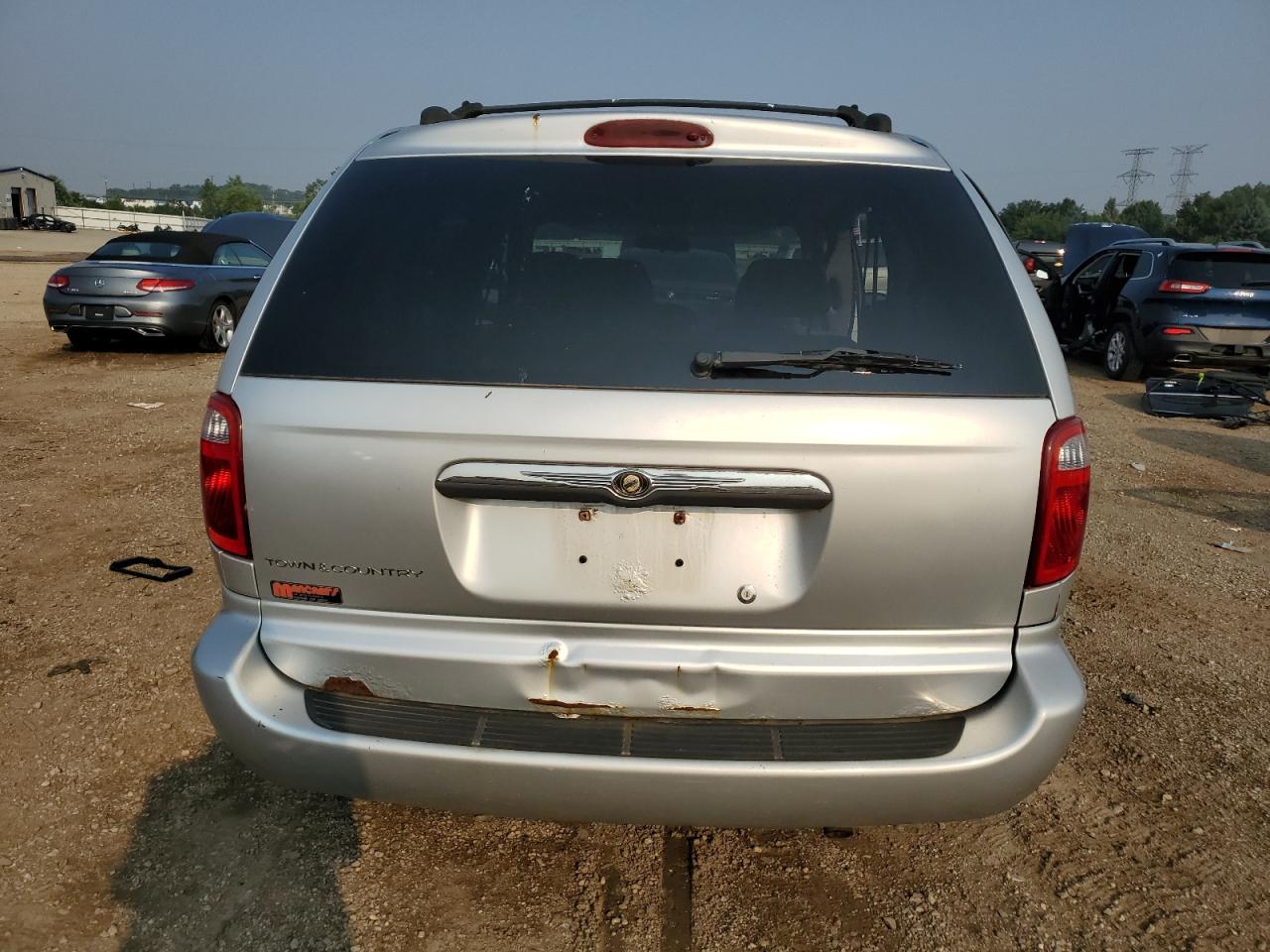 2006 Chrysler Town & Country VIN: 1A4GP45R96B502375 Lot: 64984295
