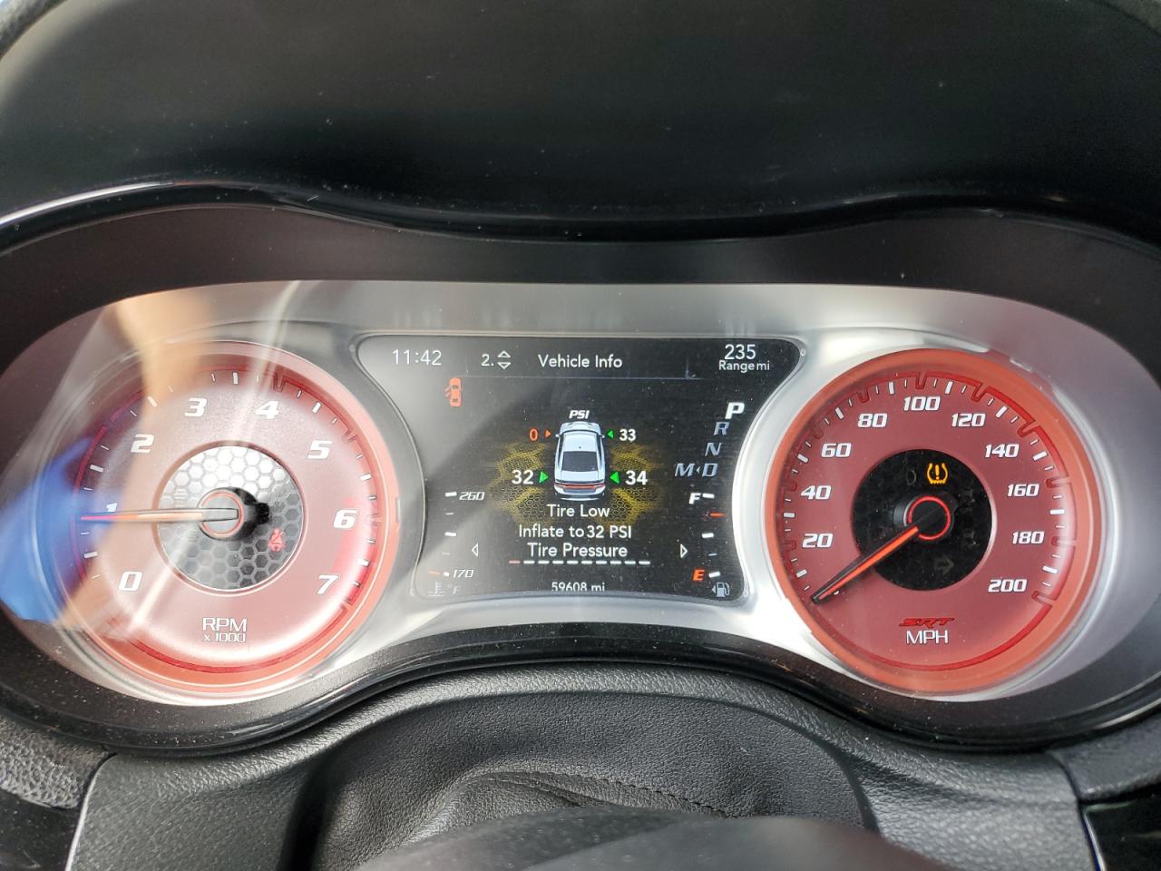 2015 Chrysler 300 Limited VIN: 2C3CCAAG4FH922270 Lot: 70441325