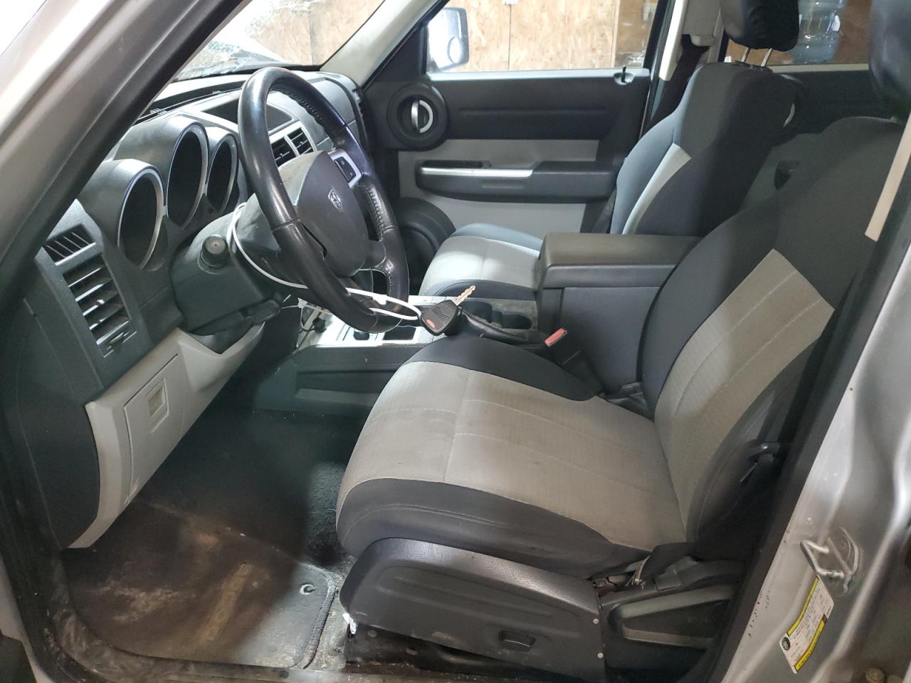 2007 Dodge Nitro Slt VIN: 1D8GU58K47W570517 Lot: 70854715