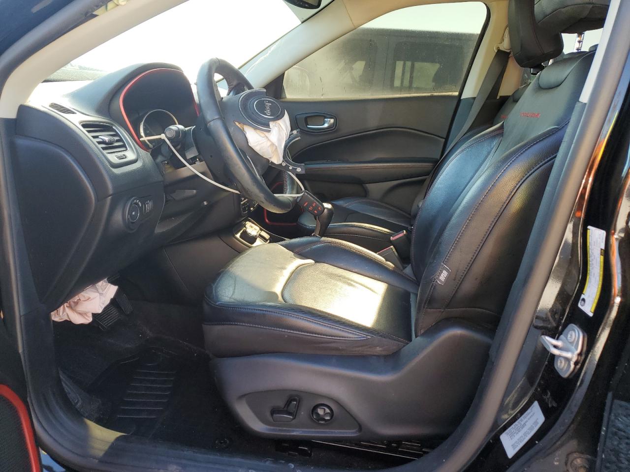 2017 Jeep Compass Trailhawk VIN: 3C4NJDDBXHT607219 Lot: 69511815