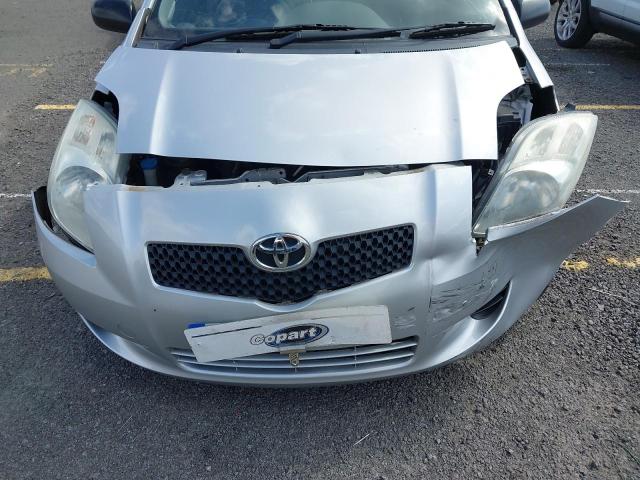 2006 TOYOTA YARIS T2
