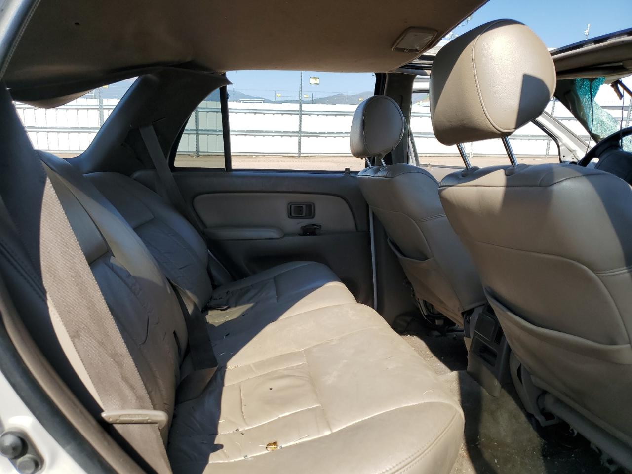 1997 Toyota 4Runner Limited VIN: JT3HN87RXV0052965 Lot: 69125075