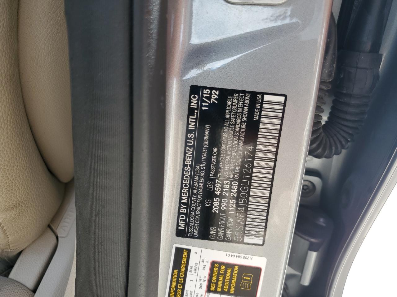 2016 Mercedes-Benz C 300 VIN: 55SWF4JB0GU126174 Lot: 68262935