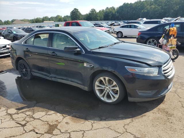 Sedans FORD TAURUS 2013 Czarny