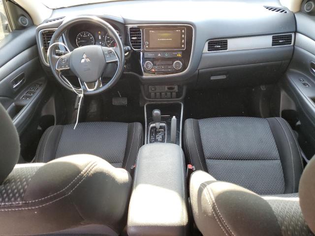 Parquets MITSUBISHI OUTLANDER 2017 White