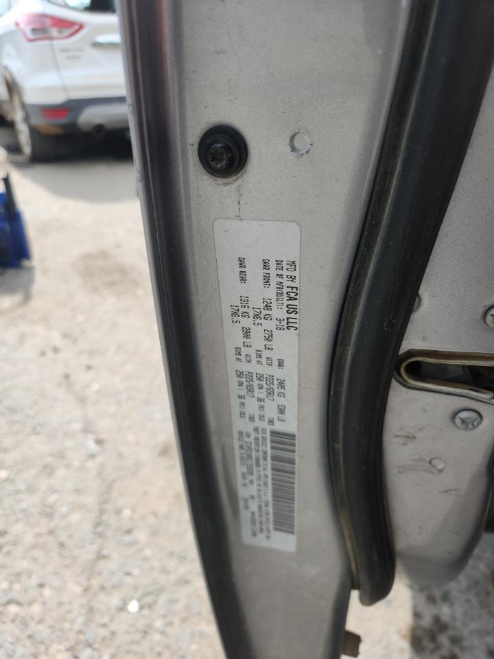 2018 Dodge Journey Se VIN: 3C4PDCAB9JT352695 Lot: 70736385