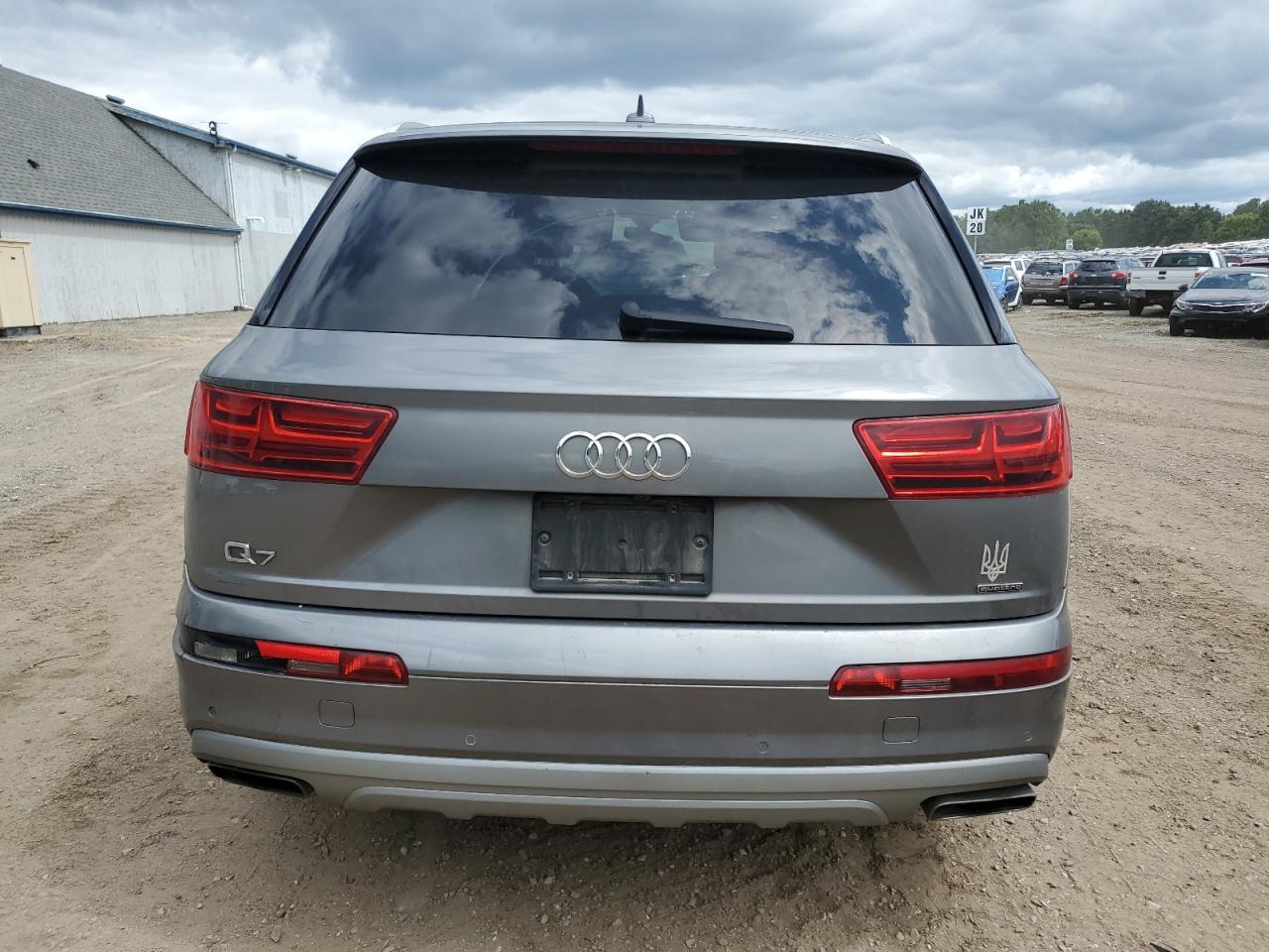 2017 Audi Q7 Premium Plus VIN: WA1LHAF70HD040027 Lot: 69819665