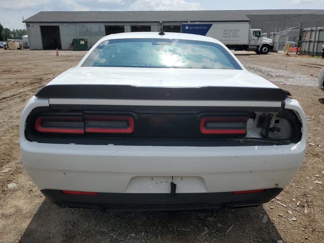 2017 Dodge Challenger R/T VIN: 2C3CDZBT1HH604942 Lot: 68126135