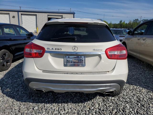  MERCEDES-BENZ GLA-CLASS 2015 Biały
