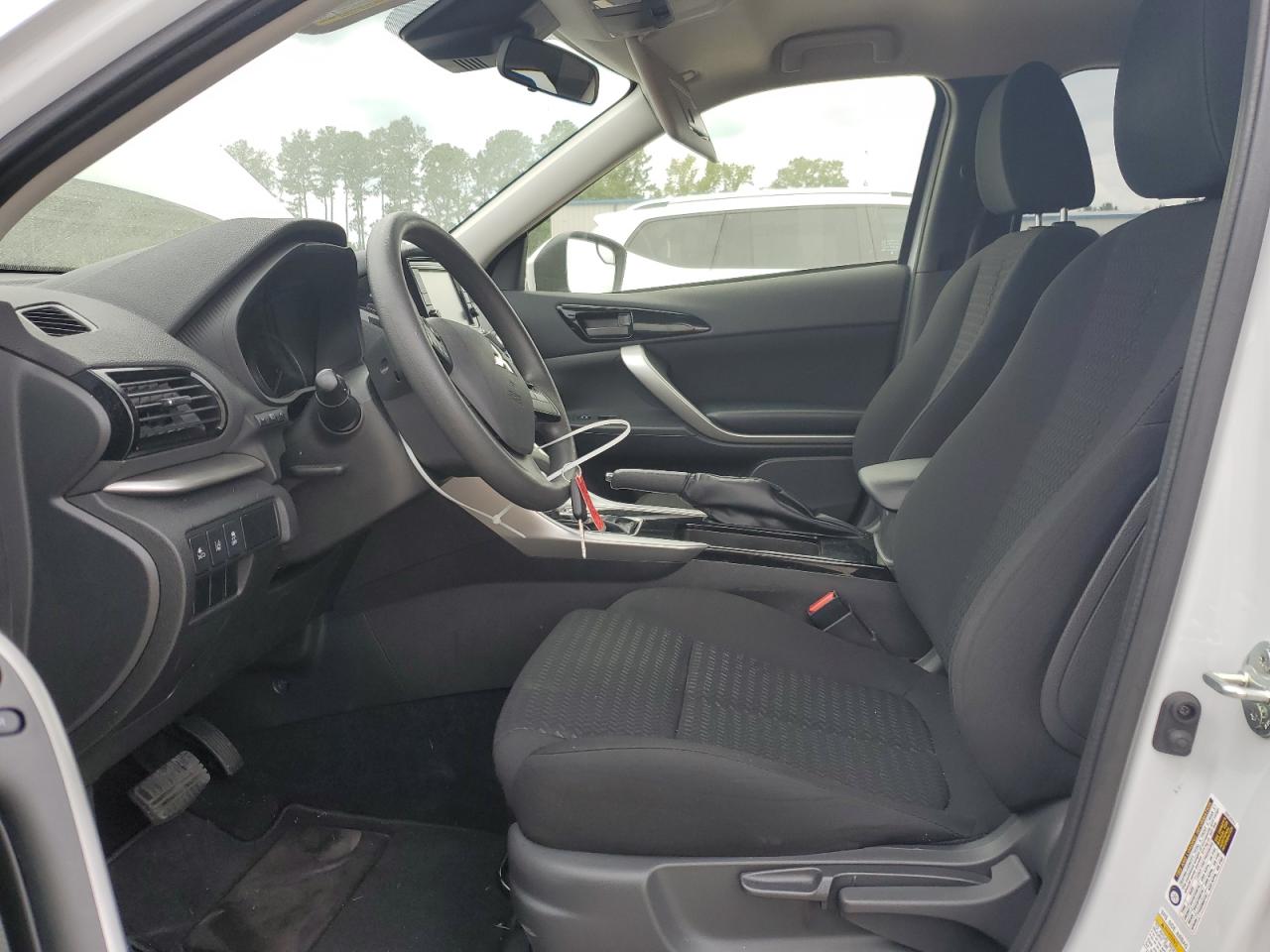 2024 Mitsubishi Eclipse Cross Es VIN: JA4ATUAA2RZ006735 Lot: 68901355