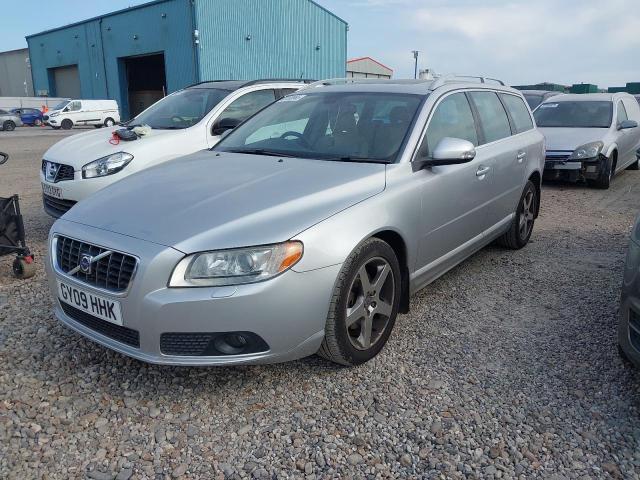 2009 VOLVO V70 LUX SE 2.0D SE SPORT 5DR for sale at Copart ROCHFORD