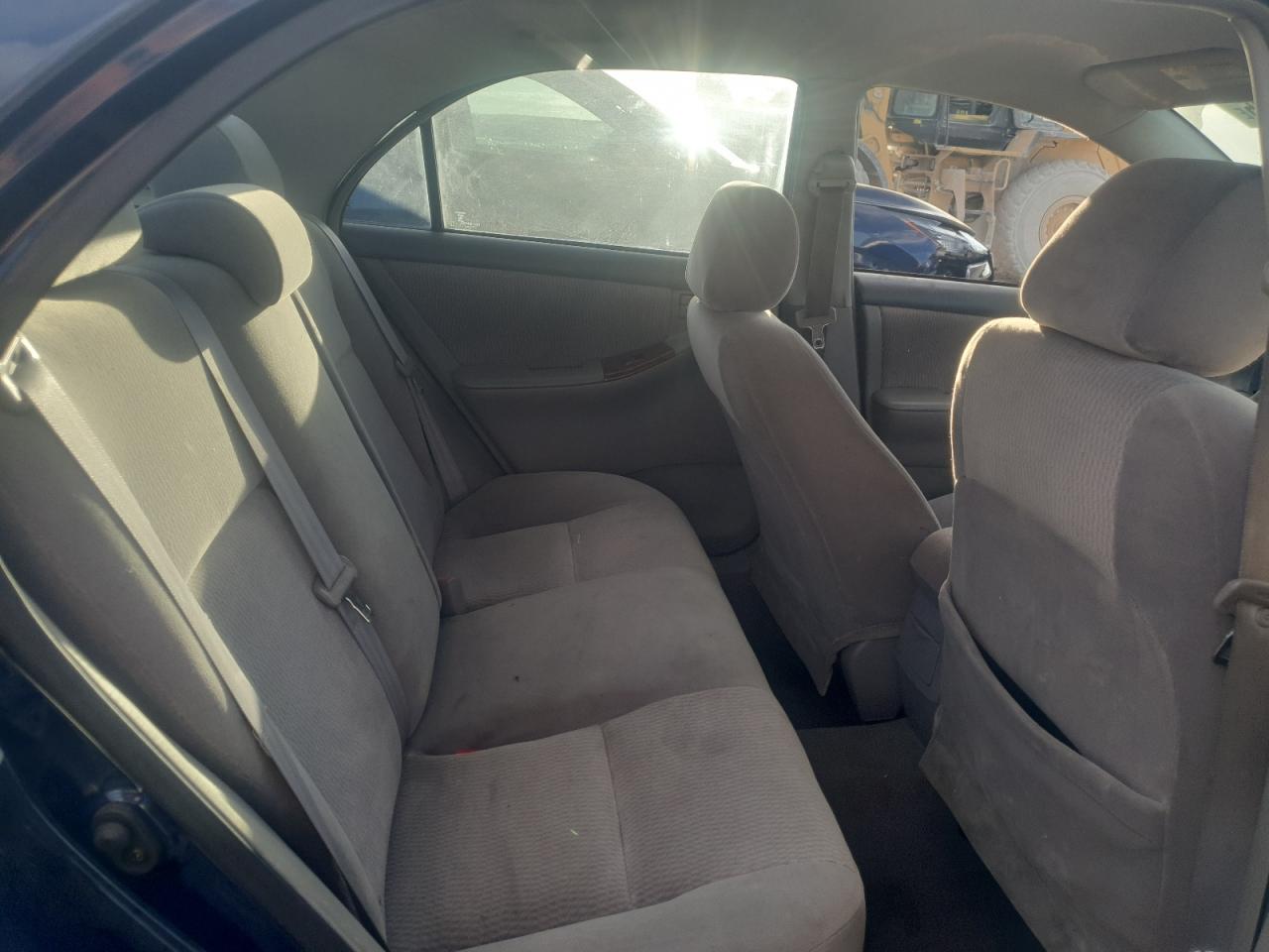 2005 Toyota Corolla Ce VIN: 1NXBR32E15Z412187 Lot: 64670005