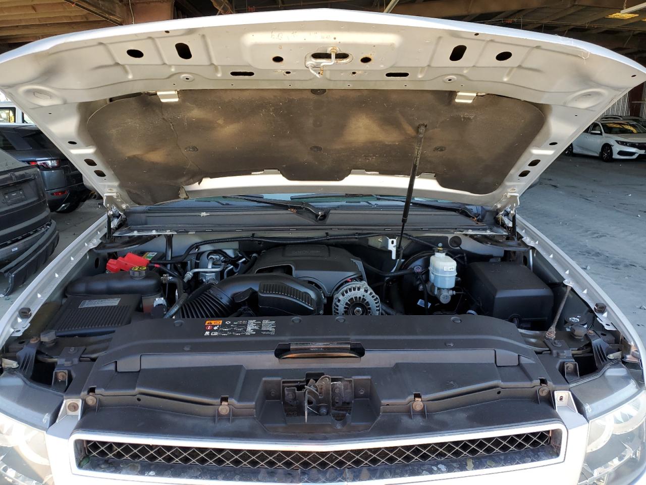 2013 Chevrolet Suburban K1500 Lt VIN: 1GNSKJE79DR213312 Lot: 70356745