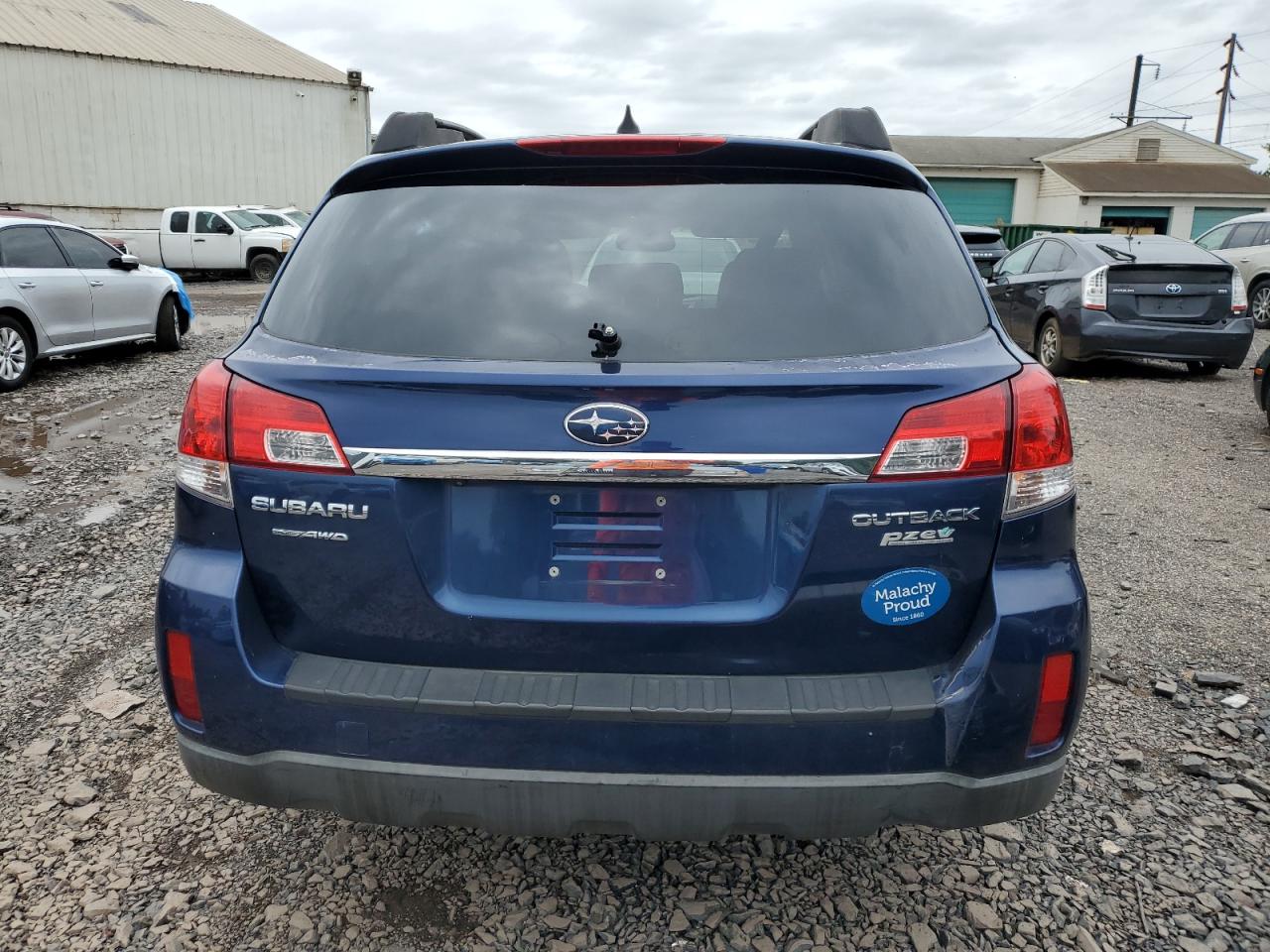 2011 Subaru Outback 2.5I Limited VIN: 4S4BRBKC3B3327751 Lot: 69229625