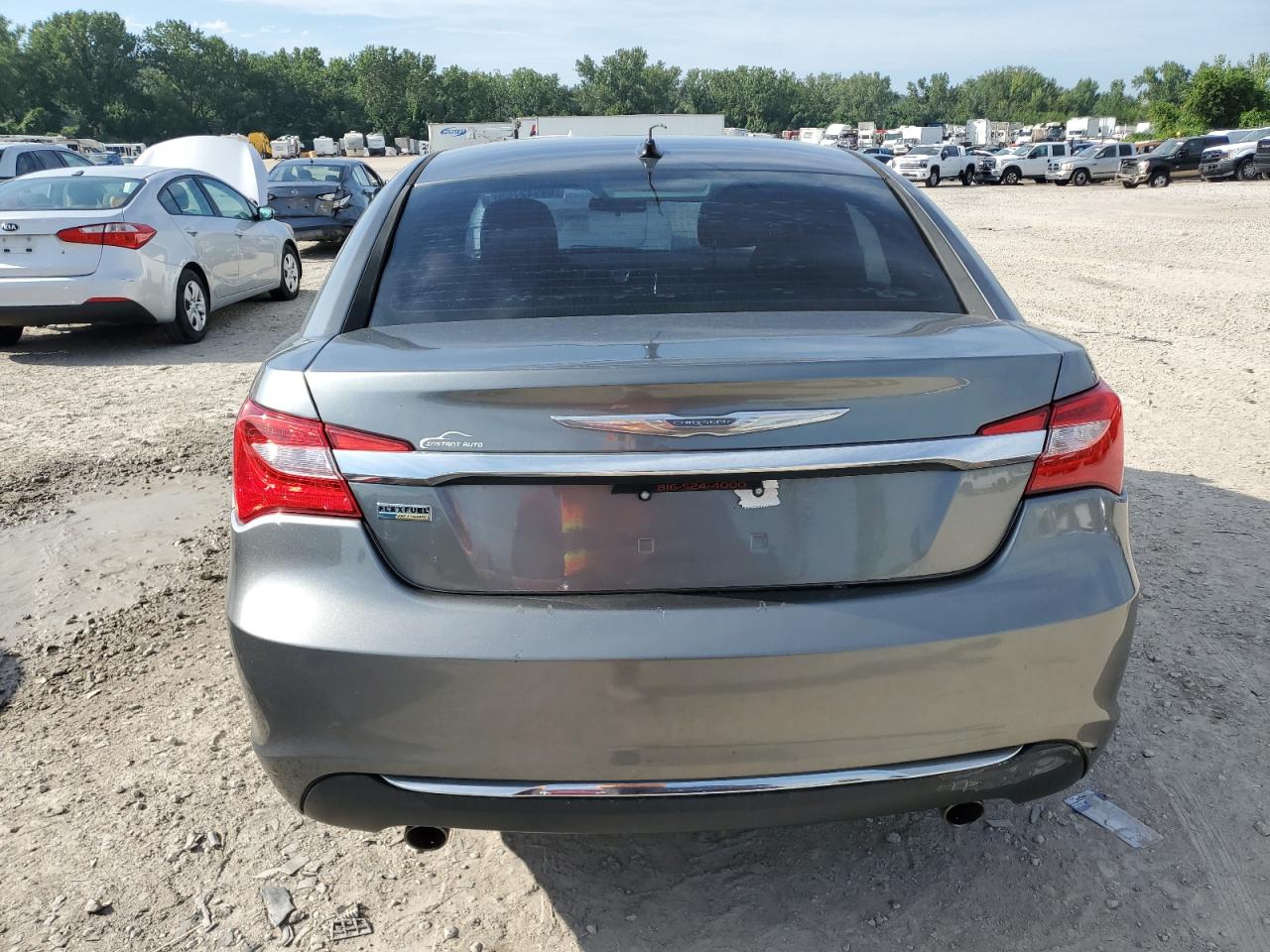 2013 Chrysler 200 Touring VIN: 1C3CCBBGXDN678696 Lot: 68942755