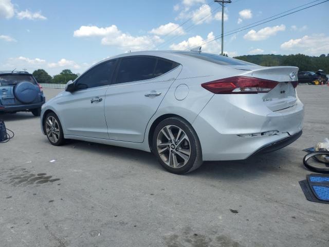 Sedans HYUNDAI ELANTRA 2017 Srebrny