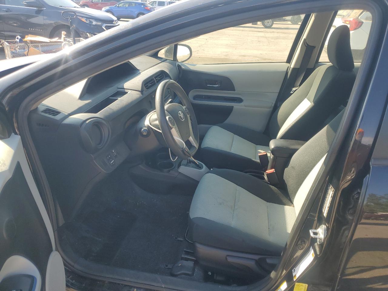 2013 Toyota Prius C VIN: JTDKDTB33D1553537 Lot: 69591645