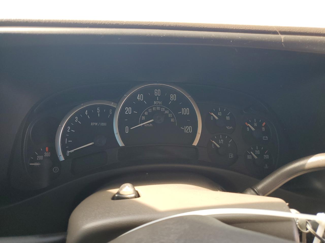 2004 Cadillac Escalade Luxury VIN: 1GYEK63N34R193363 Lot: 66896495