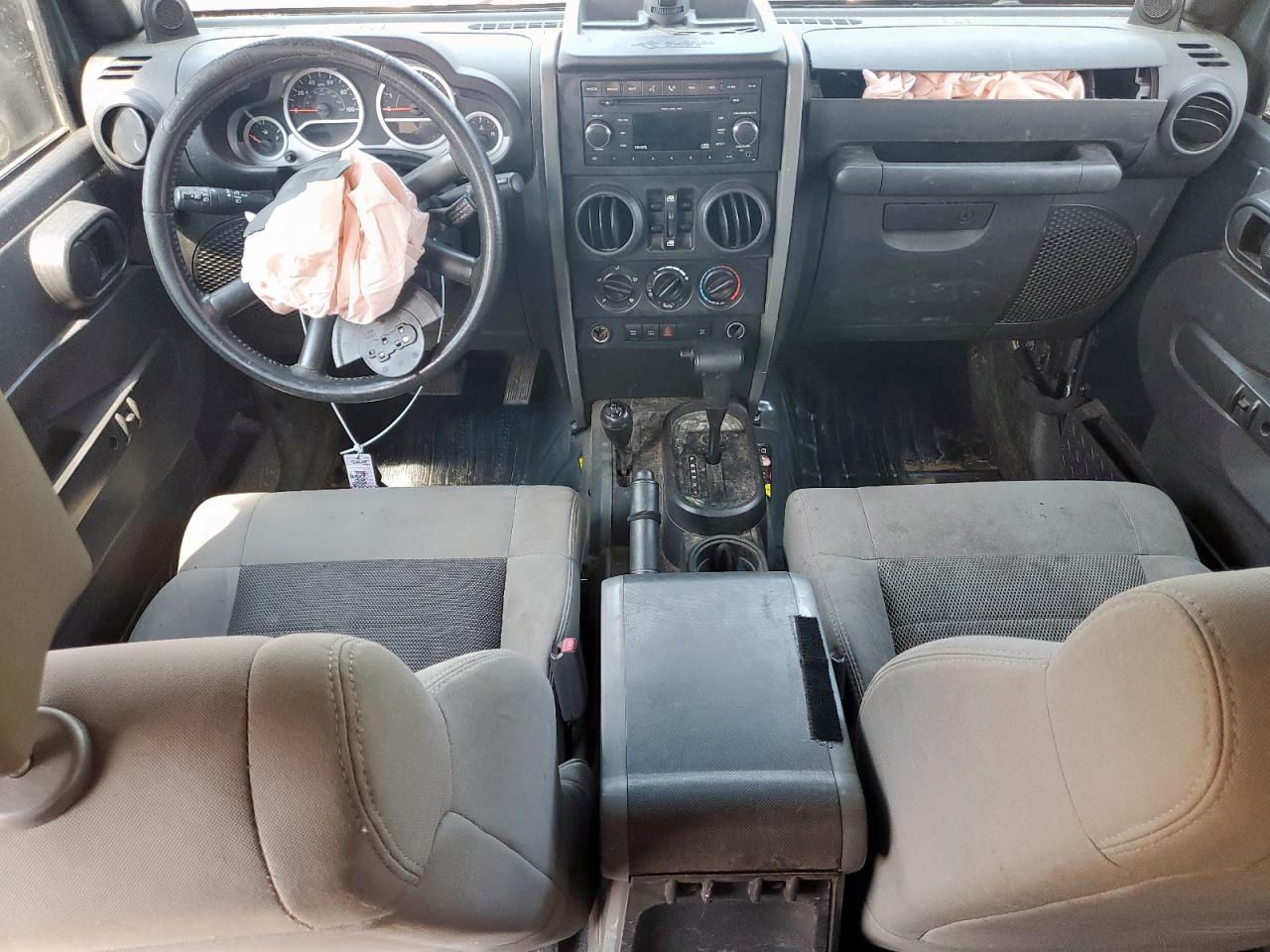 2008 Jeep Wrangler Unlimited Rubicon VIN: 1J4GA69158L627016 Lot: 68046535