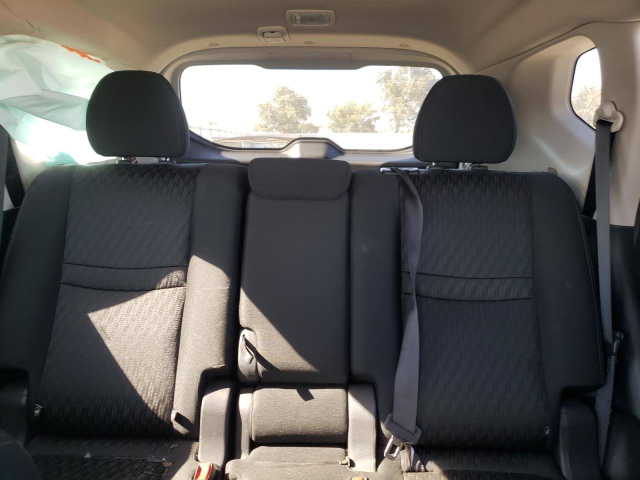 2018 Nissan Rogue S VIN: KNMAT2MV7JP515115 Lot: 69118495