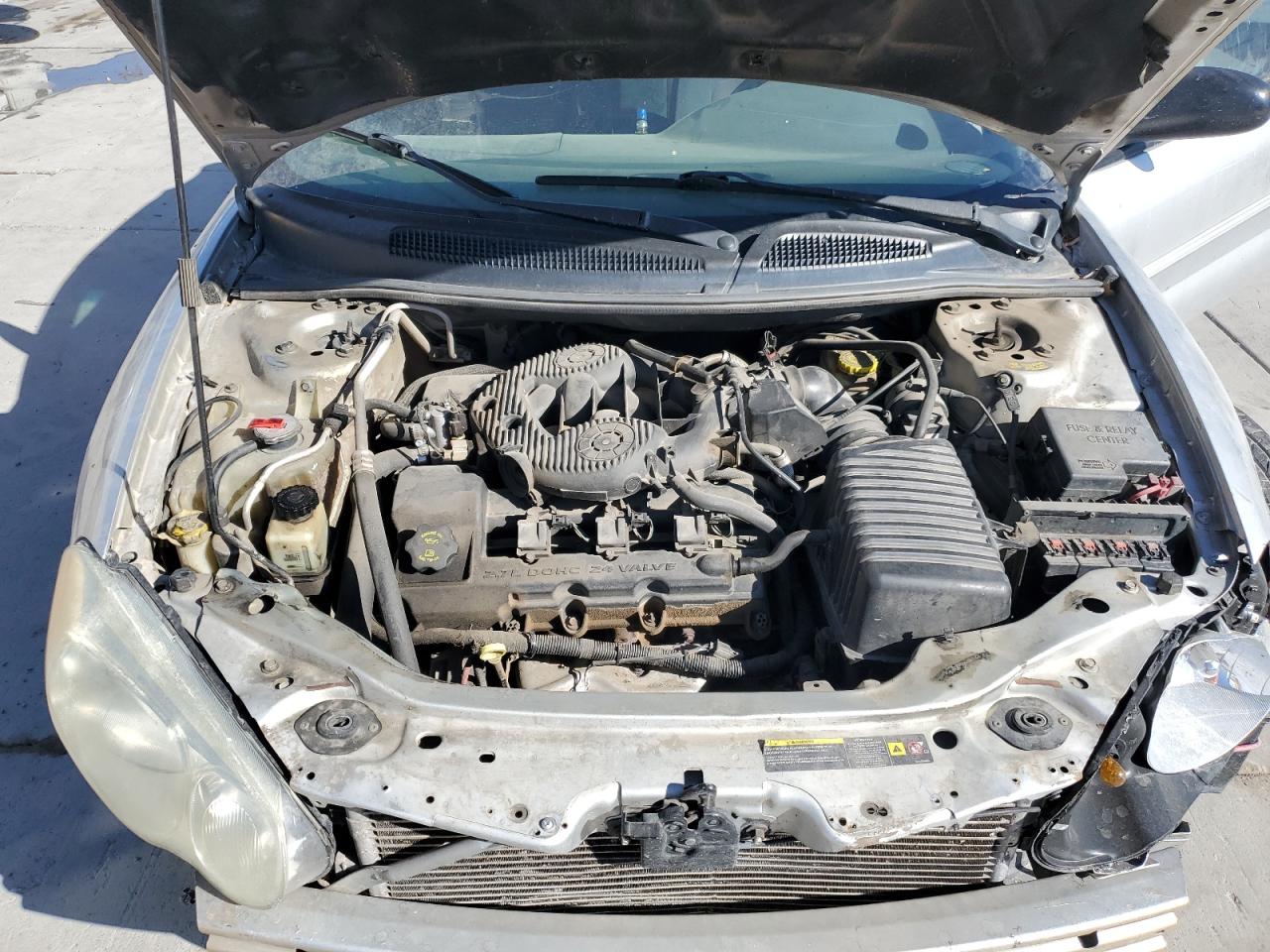 2005 Chrysler Sebring Touring VIN: 1C3EL55R95N585645 Lot: 68508385