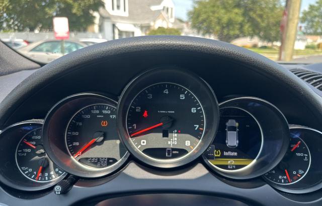 2017 PORSCHE CAYENNE   