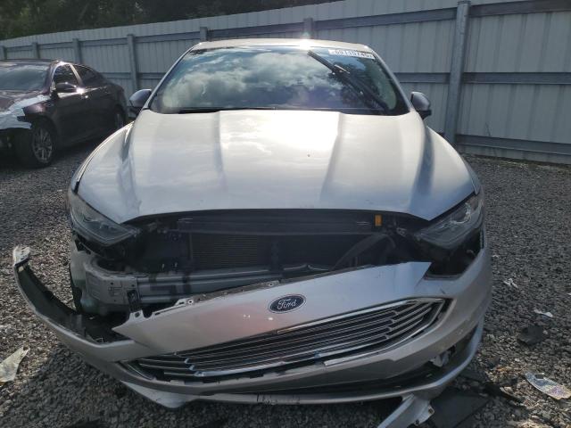  FORD FUSION 2017 Серебристый