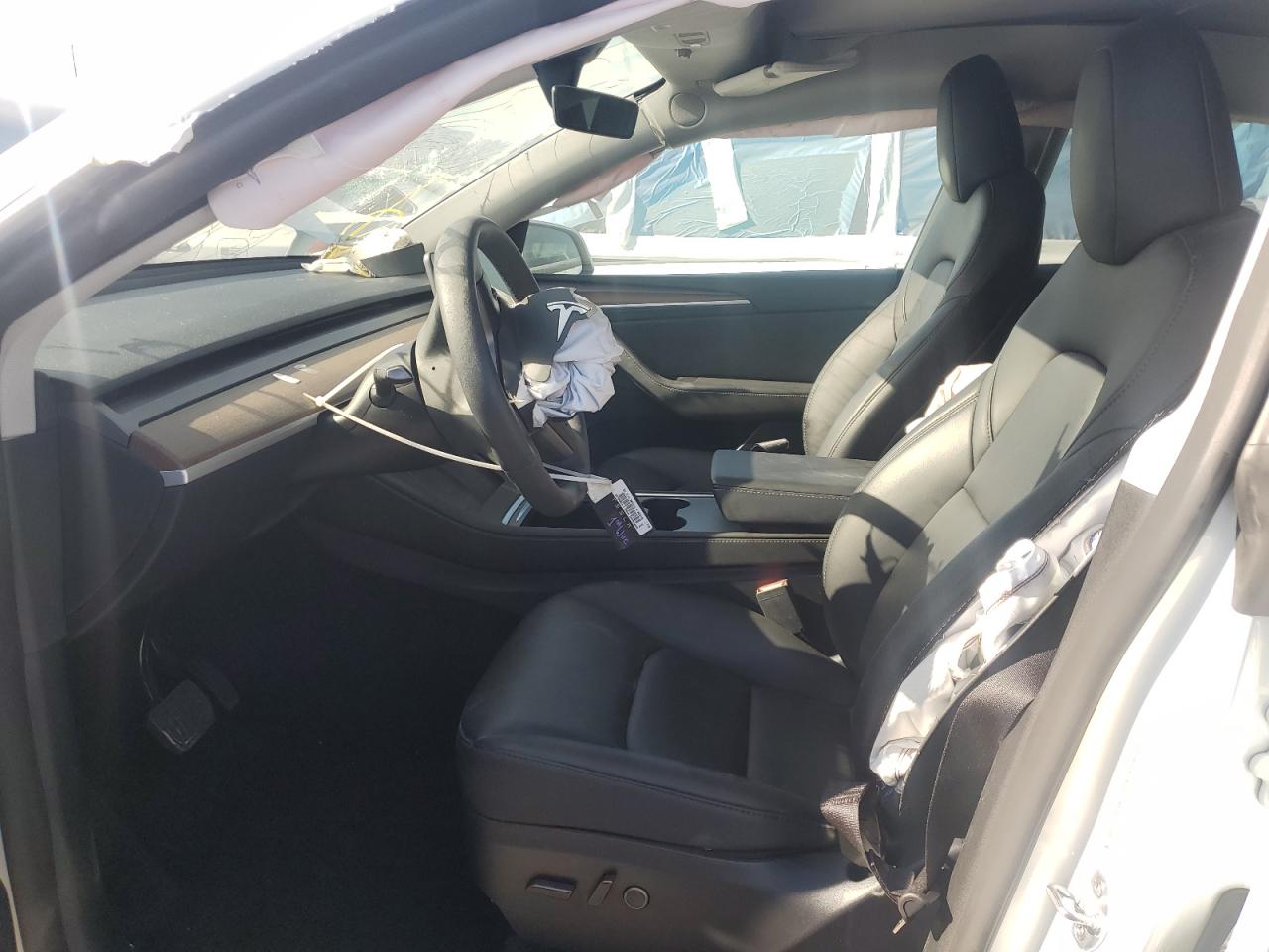 2024 Tesla Model Y VIN: 7SAYGDED1RF091587 Lot: 68383255