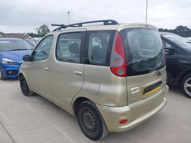 2000 TOYOTA YARIS VERS