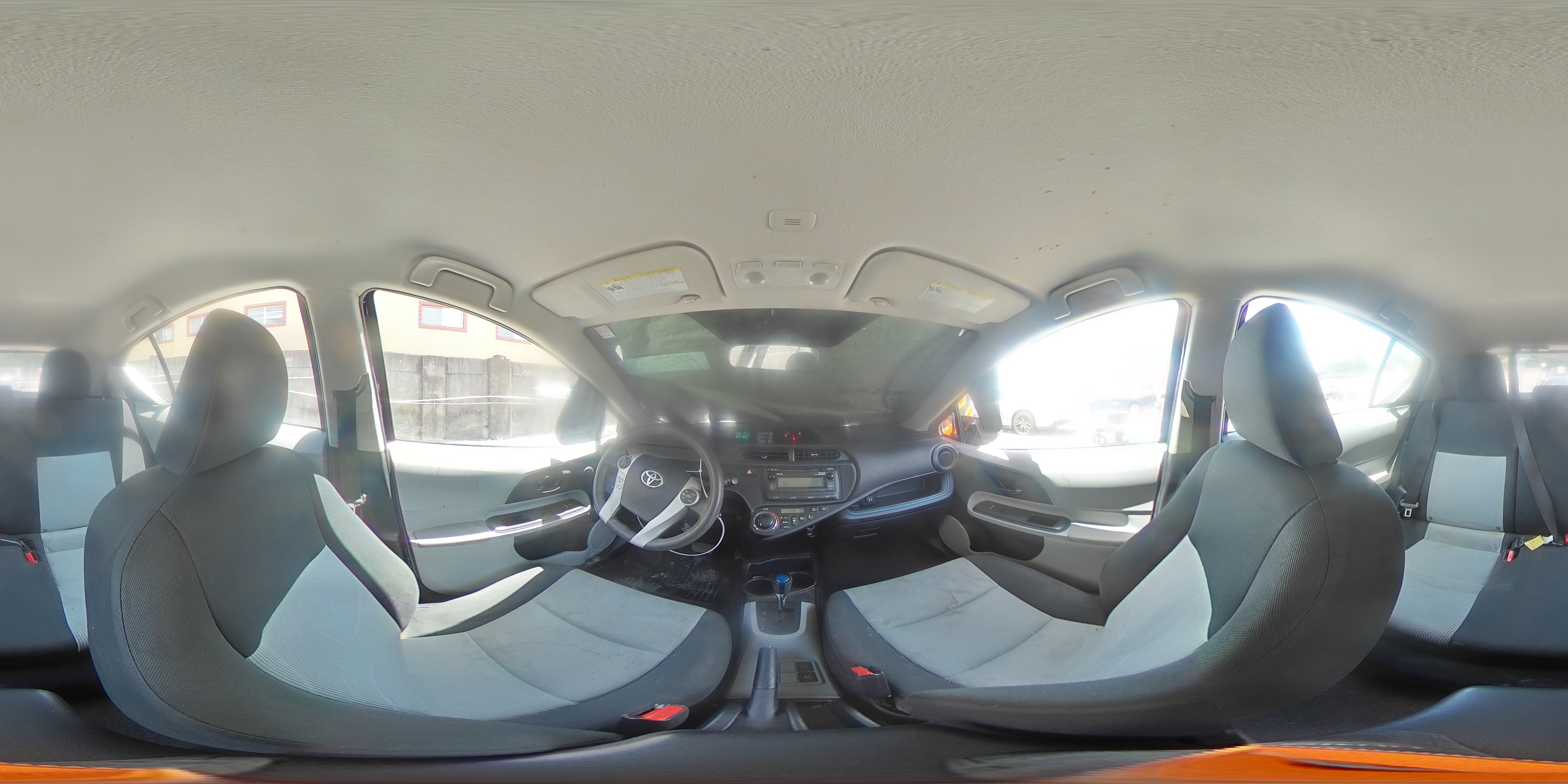 2013 Toyota Prius C VIN: JTDKDTB30D1042142 Lot: 67358805
