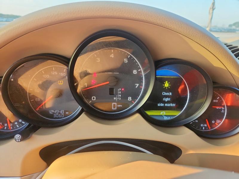 2014 PORSCHE CAYENNE   