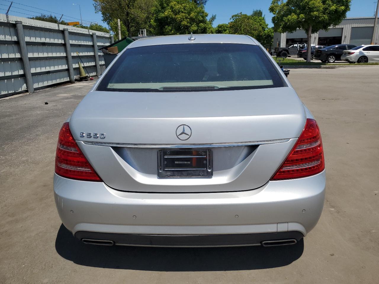 2010 Mercedes-Benz S 550 VIN: WDDNG7BB5AA320537 Lot: 69369045