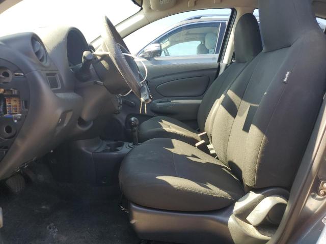  NISSAN VERSA 2015 Granatowy