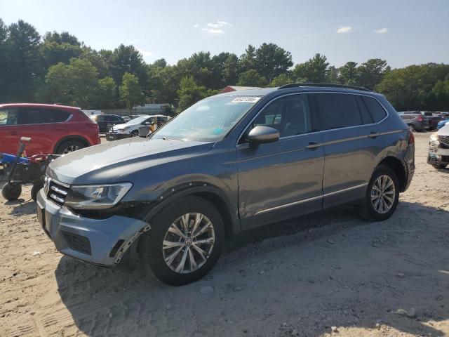  VOLKSWAGEN TIGUAN 2018 Серый