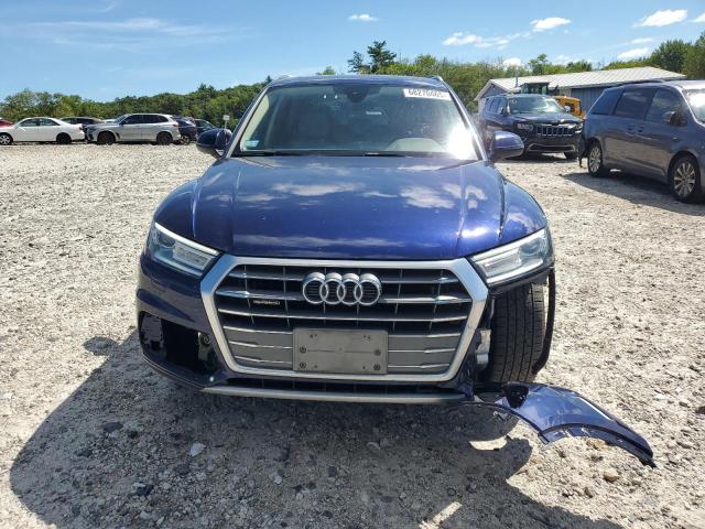  AUDI Q5 2018 Синий