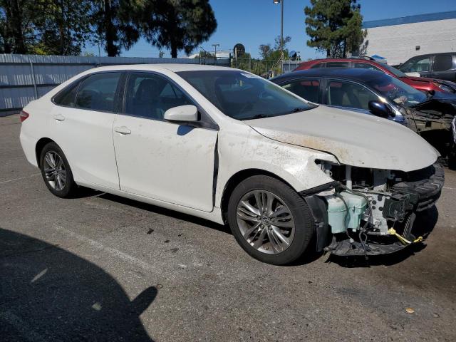 Sedans TOYOTA CAMRY 2015 White