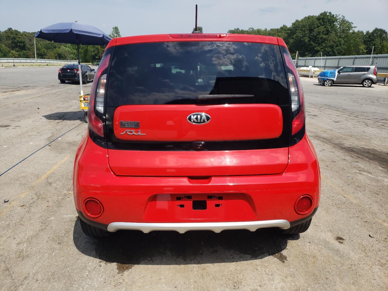 2018 Kia Soul + VIN: KNDJP3A57J7562322 Lot: 66906015