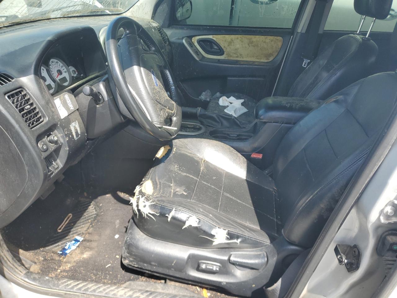 2005 Ford Escape Limited VIN: 1FMYU04115KD99647 Lot: 67616715