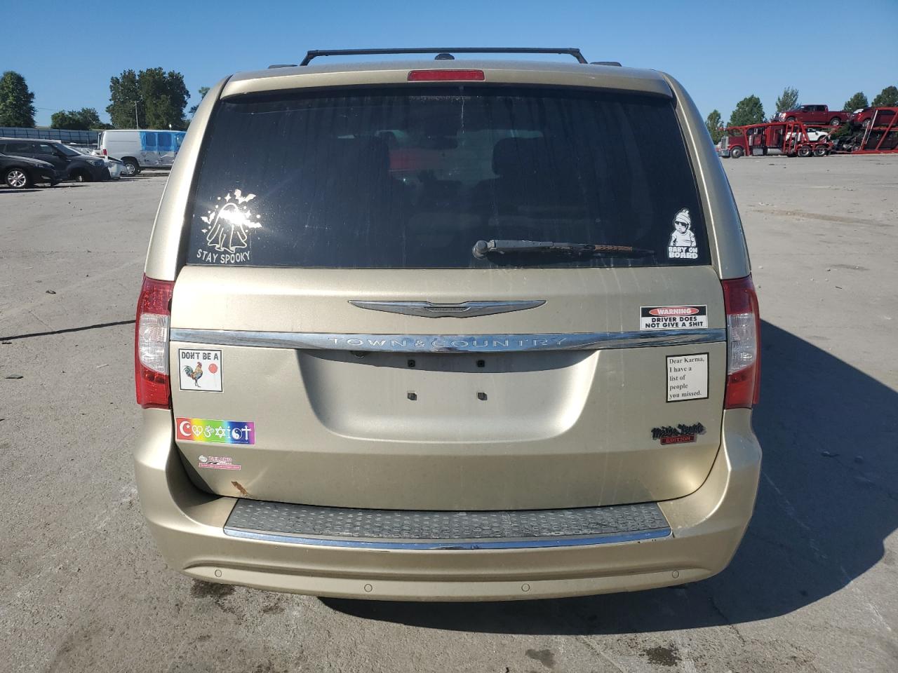 2011 Chrysler Town & Country Touring VIN: 2A4RR5DG3BR746656 Lot: 70378065