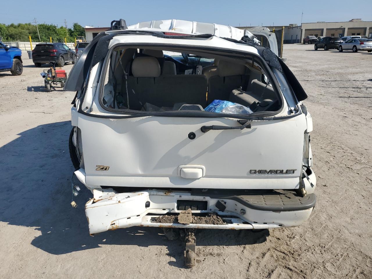 2002 Chevrolet Tahoe K1500 VIN: 1GNEK13T22R305775 Lot: 81080985