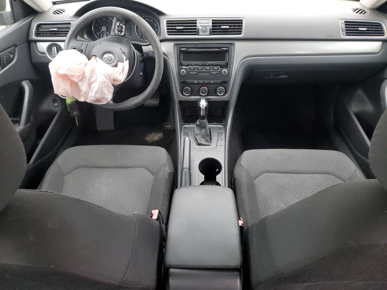 2013 Volkswagen Passat S VIN: 1VWAP7A34DC040049 Lot: 69044995