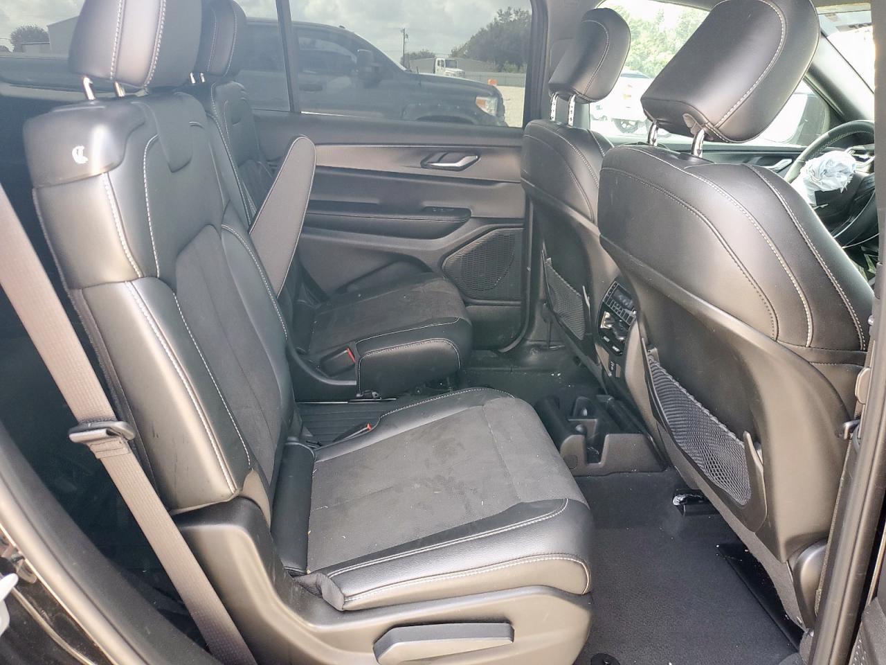 2025 Jeep Grand Cherokee L Laredo VIN: 1C4RJJAG3S8679949 Lot: 70480565