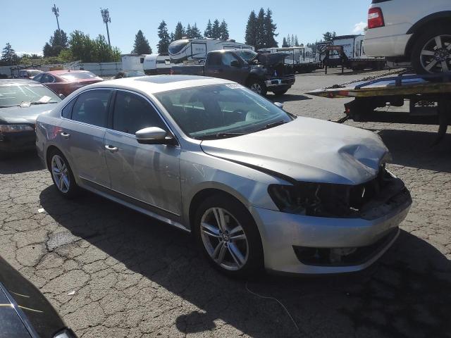  VOLKSWAGEN PASSAT 2014 Srebrny