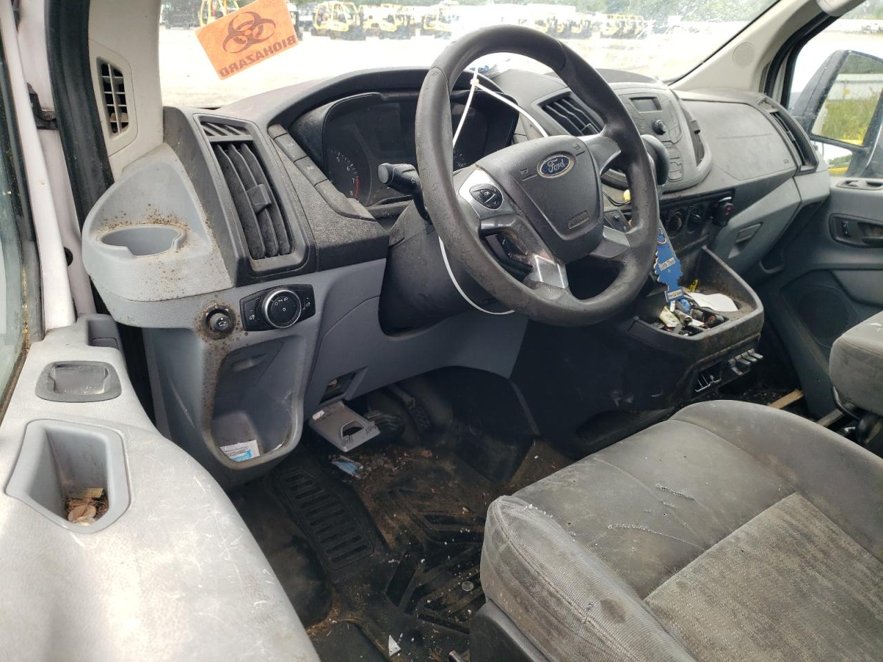 2015 Ford Transit T-250 VIN: 1FTYR3XM4FKA86400 Lot: 70064805