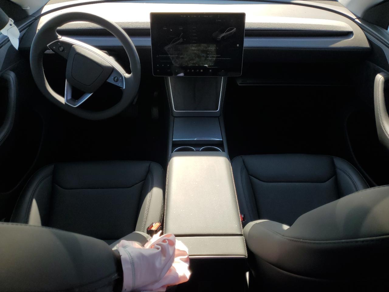 2026 Tesla Model Y VIN: 7SAYGDED0TA432854 Lot: 70314285