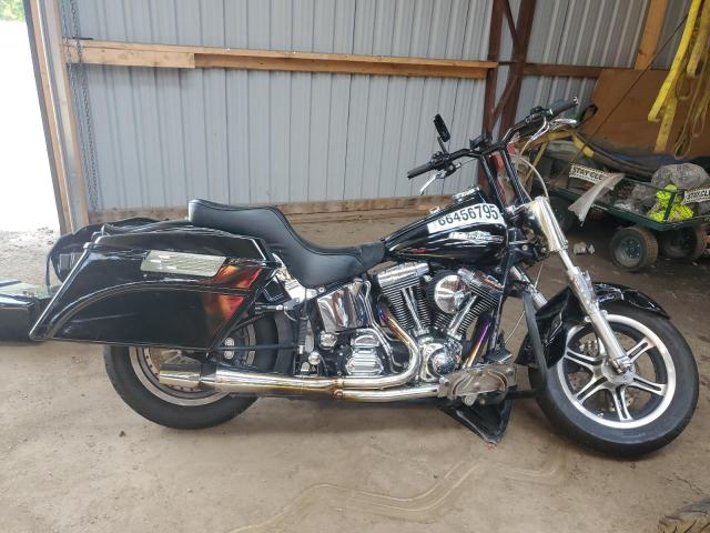 2001 HARLEY-DAVIDSON FLSTF    à vendre chez Copart ON - COOKSTOWN