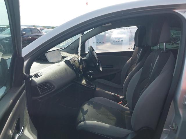2011 CHRYSLER YPSILON S