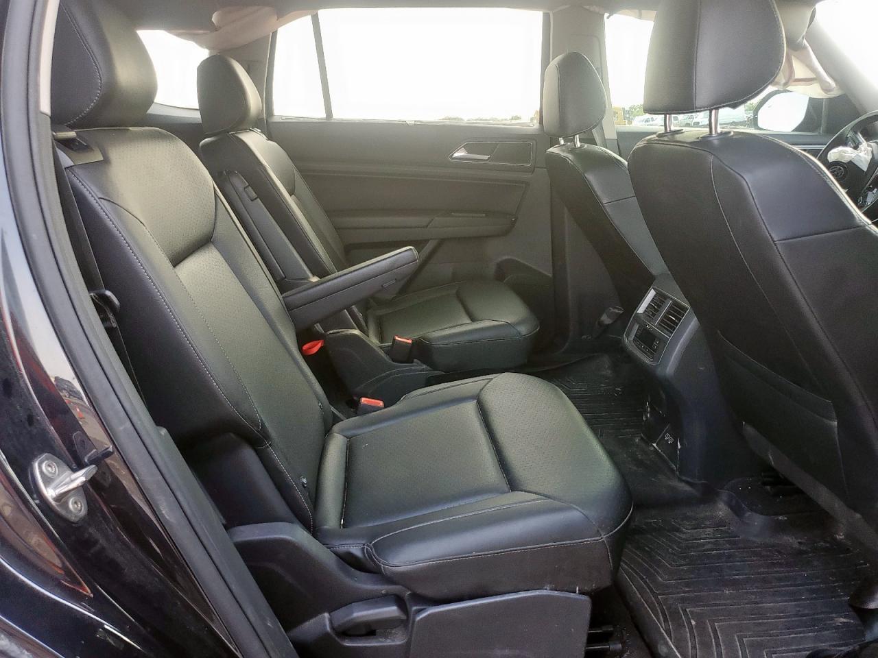 2019 Volkswagen Atlas Sel VIN: 1V2ER2CA7KC573098 Lot: 70845925