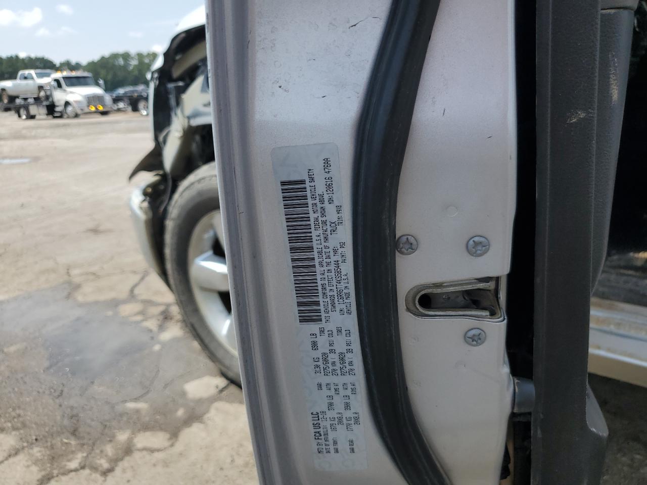 2019 Ram 1500 Classic Slt VIN: 1C6RR6TT4KS585444 Lot: 68854995