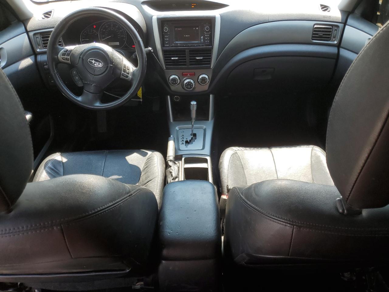 2011 Subaru Forester Limited VIN: JF2SHAEC0BH739983 Lot: 69852965